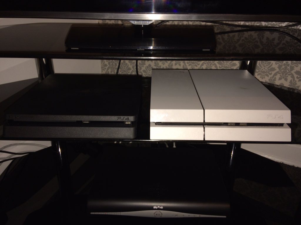 PS4S2