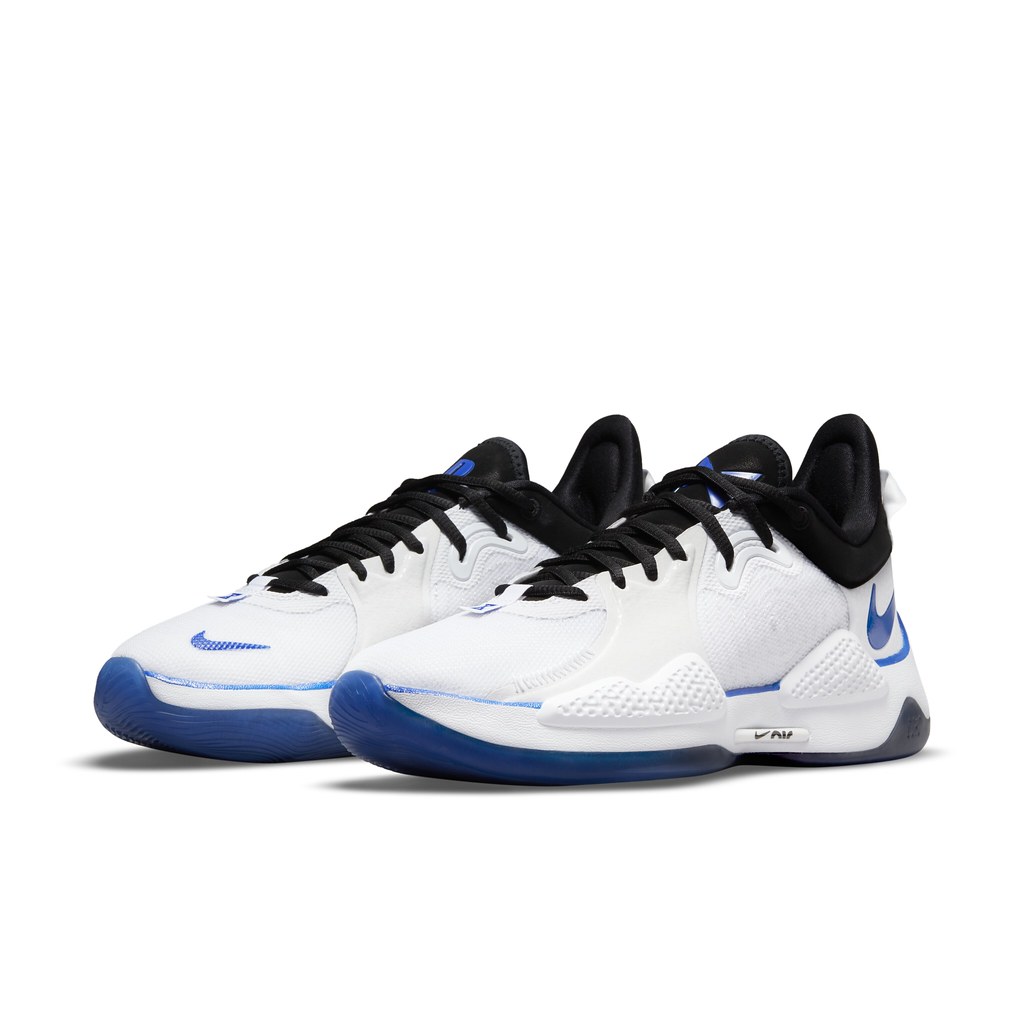 Sneakers 1