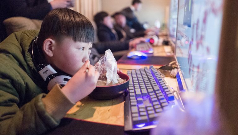 China bant online gamen