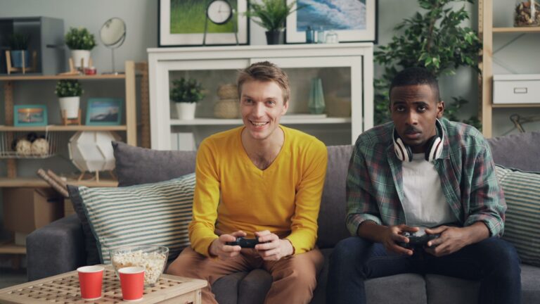 Overcooked-studio Ghost Town Games mikt met Stage Fright begin 2027 op samenwerking